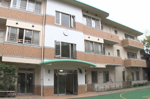 日本水上学園