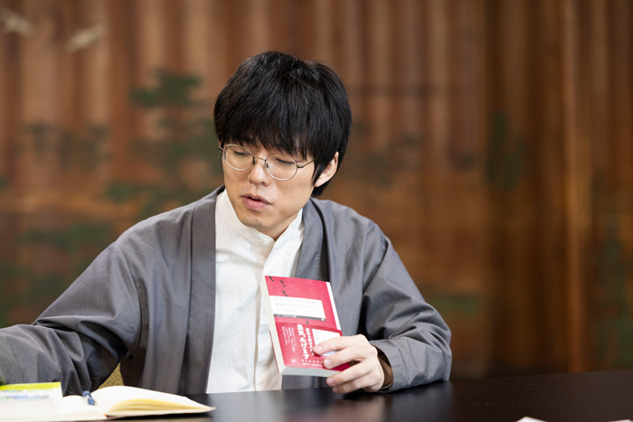 谷川嘉浩さん