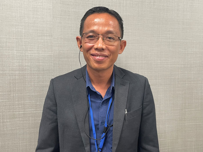 ボングラティー・ボン先生 ラオス中高一貫校の社会科教員