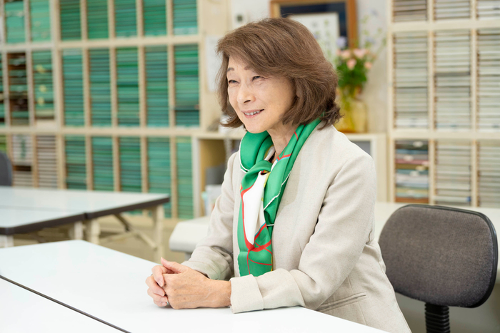 河野真理子先生