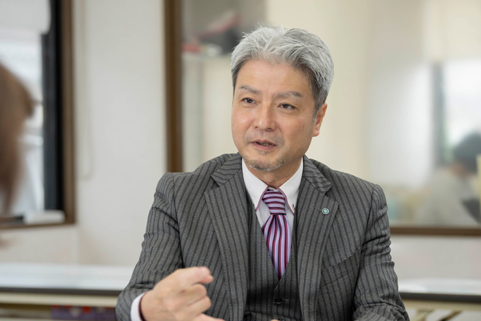 広報部長 景山